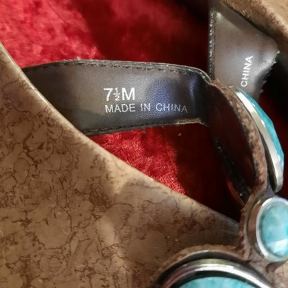 Vintage Kenneth Cole reaction sandals / flip flops - Picture 3 of 4